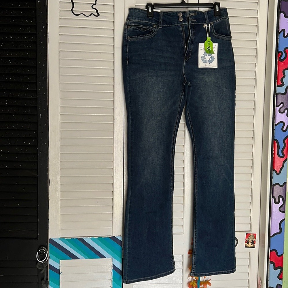 Bootcut Blue Jeans